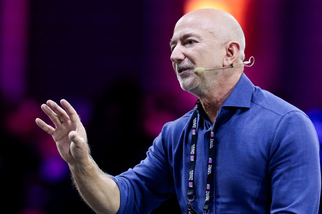 Jeff Bezos 