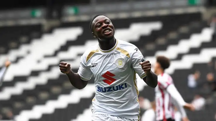 EFL Aaron McLean